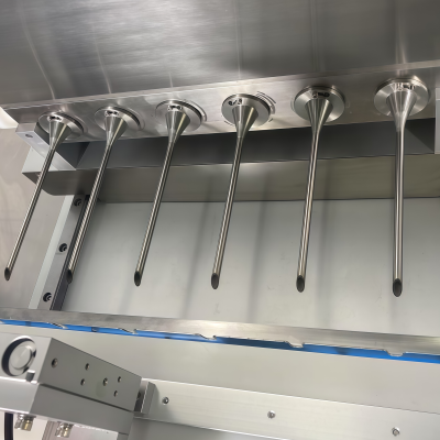 Горизонтальный дозатор начинки Danler Injection Line DF-6 - внешний вид оборудования
